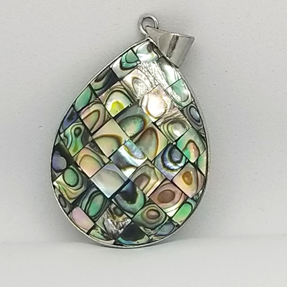 Abalone pendant